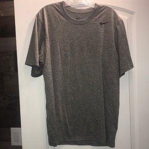 Men’s large grey Nike dri fit top short sleeve